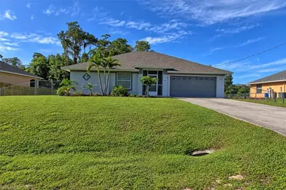 424 La Perouse St, Lehigh Acres, FL 33974 - Photo 27