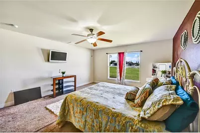 2216 NE 17th Ave, Cape Coral, FL 33909 - Photo 19