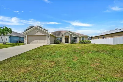 2216 NE 17th Ave, Cape Coral, FL 33909 - Photo 3