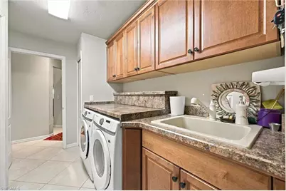 9351 White Hickory Ln, Fort Myers, FL 33912 - Photo 27