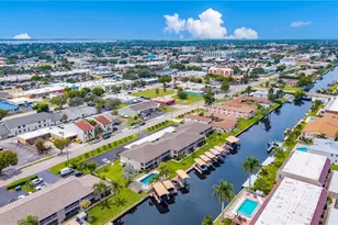 1317 SE 46th Ln, Cape Coral, FL 33904 - Photo 37