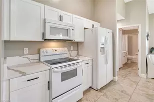 1702 SW 12th Ln, Cape Coral, FL 33991 - Photo 11
