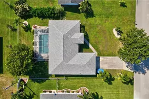 1702 SW 12th Ln, Cape Coral, FL 33991 - Photo 3