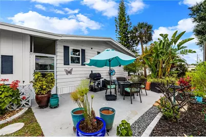 506 Blossom Ct, North Fort Myers, FL 33917 - Photo 3