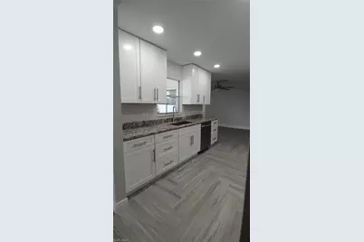 909 SE 27th Ter, Cape Coral, FL 33904 - Photo 25