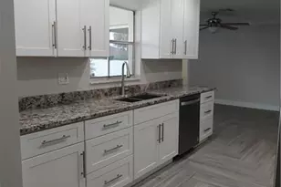 909 SE 27th Terrace, Cape Coral, FL 33904 - Photo 25