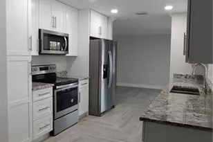 909 SE 27th Terrace, Cape Coral, FL 33904 - Photo 27