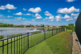 3242 Birchin Ln, Fort Myers, FL 33916 - Photo 13