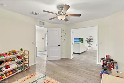 1702 NW 26th St, Cape Coral, FL 33993 - Photo 21
