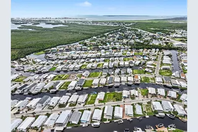 17781 Eglantine Ln, Fort Myers Beach, FL 33931 - Photo 11