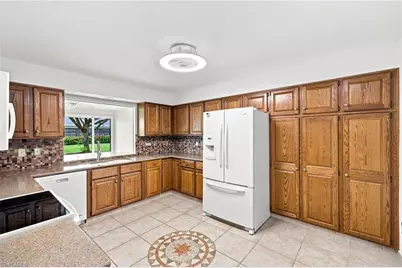 1251 S Brandywine Cir, Fort Myers, FL 33919 - Photo 5