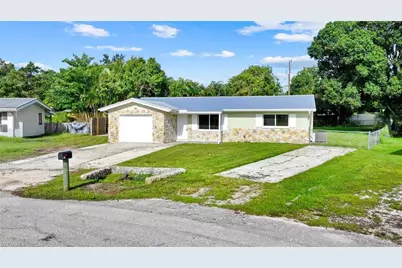 1274 Pondella Cir, North Fort Myers, FL 33903 - Photo 1