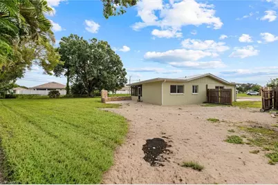 1274 Pondella Cir, North Fort Myers, FL 33903 - Photo 35