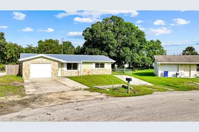 1274 Pondella Cir, North Fort Myers, FL 33903 - Photo 43