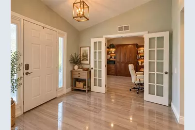 2034 NE 5th St, Cape Coral, FL 33909 - Photo 9