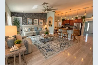 2034 NE 5th St, Cape Coral, FL 33909 - Photo 3