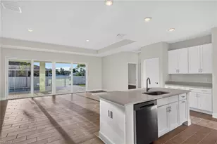 622 NW 16th Pl, Cape Coral, FL 33993 - Photo 11