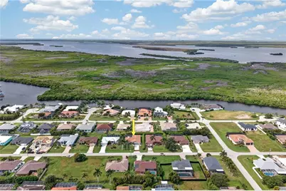 2812 SW 29th Pl, Cape Coral, FL 33914 - Photo 37