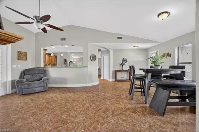 2812 SW 29th Pl, Cape Coral, FL 33914 - Photo 5