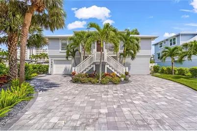 7842 Buccaneer Dr, Fort Myers Beach, FL 33931 - Photo 1