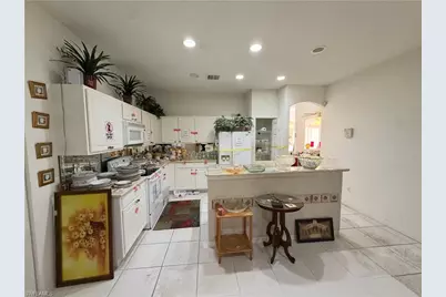 269 Bethany Home Dr, Lehigh Acres, FL 33936 - Photo 5