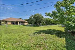 317 NE 10th St, Cape Coral, FL 33909 - Photo 3