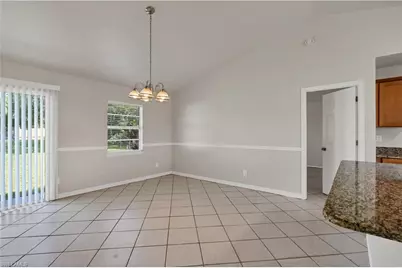 317 NE 10th St, Cape Coral, FL 33909 - Photo 9