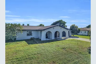502 Parkside St, Lehigh Acres, FL 33936 - Photo 3