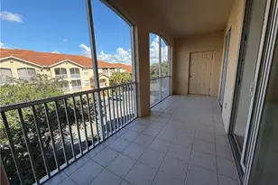 9025 Colby Dr, Fort Myers, FL 33919 - Photo 23