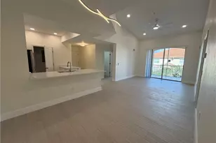 9025 Colby Dr, Fort Myers, FL 33919 - Photo 15