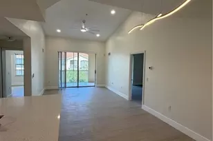 9025 Colby Dr, Fort Myers, FL 33919 - Photo 13