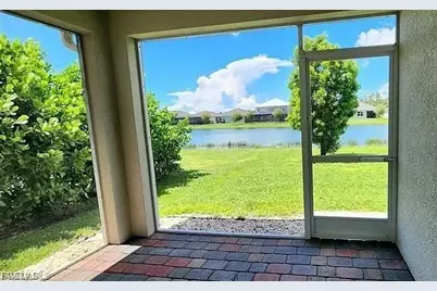 2625 Manzilla Ln, Cape Coral, FL 33909 - Photo 21