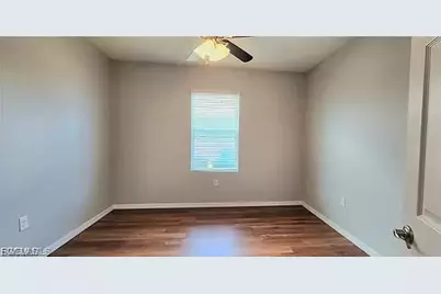 2625 Manzilla Ln, Cape Coral, FL 33909 - Photo 15