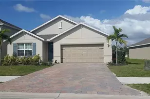 2625 Manzilla Ln, Cape Coral, FL 33909 - Photo 1