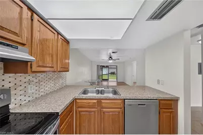 4407 SW 7th Pl #7, Cape Coral, FL 33914 - Photo 11