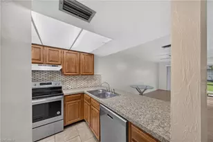 4407 SW 7th Pl, Cape Coral, FL 33914 - Photo 9