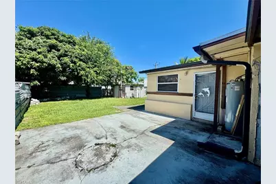 4715 Nottingham Dr, Fort Myers, FL 33905 - Photo 29