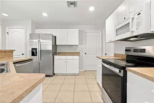 1325 NW 10th Ave, Cape Coral, FL 33993 - Photo 9