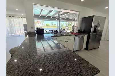 2025 SE 44th St, Cape Coral, FL 33904 - Photo 15
