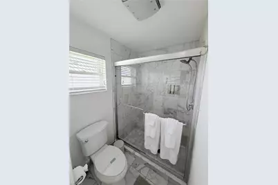 2025 SE 44th St, Cape Coral, FL 33904 - Photo 27