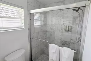 2025 SE 44th St, Cape Coral, FL 33904 - Photo 27