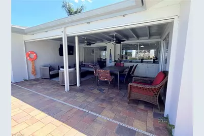 2025 SE 44th St, Cape Coral, FL 33904 - Photo 41
