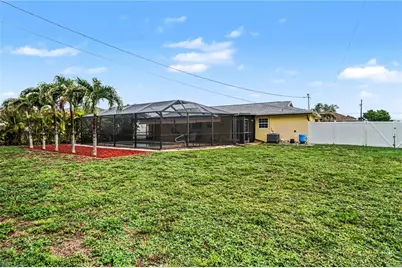 316 SW 19th Ter, Cape Coral, FL 33991 - Photo 23