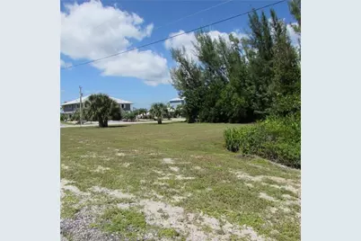 3582 Stabile Rd, Saint James City, FL 33956 - Photo 5