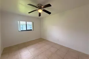 11464 Char Ann Dr, Fort Myers, FL 33908 - Photo 9