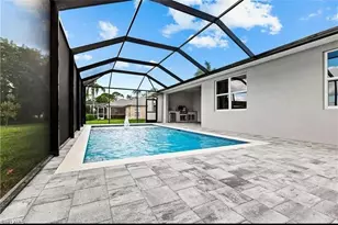 1010 NE 5th Ave, Cape Coral, FL 33909 - Photo 5