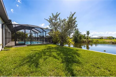 2704 SW 4th Pl, Cape Coral, FL 33914 - Photo 41