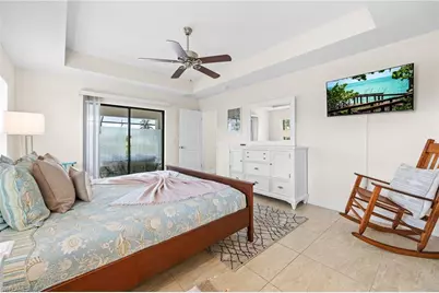2704 SW 4th Pl, Cape Coral, FL 33914 - Photo 23