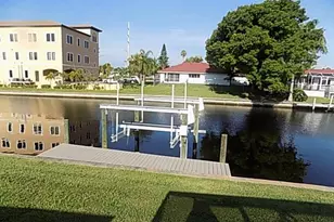 3614 SE 16th Pl, Cape Coral, FL 33904 - Photo 7