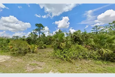 668 Topeka Ct, Lehigh Acres, FL 33972 - Photo 1